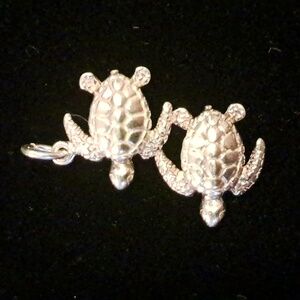 .925 Sea Turtle Pendant